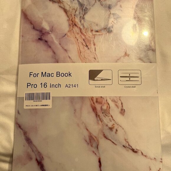 Pretty MacBook Pro 16 inch Case with Keyboard Cover - Picture 1 of 2